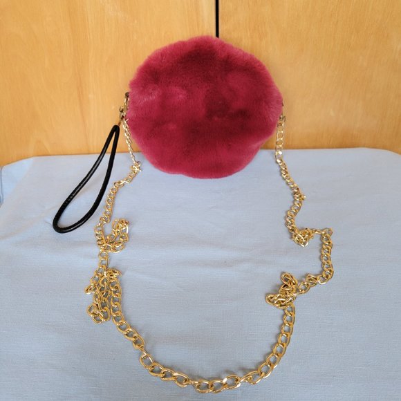 NEW Mini Purse Fuzzy Red Cute Furry Miniature Fluffy Chain Crossbody Small Bag - Picture 1 of 7